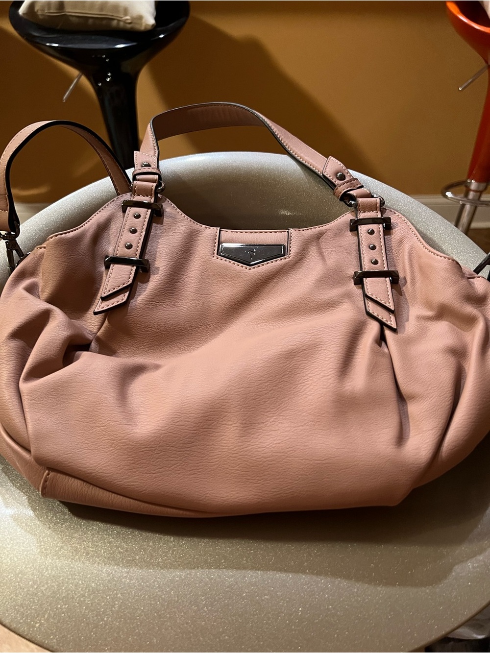 Simply Vera Buena Contemporary Crossbody Bag in Stucco EUC